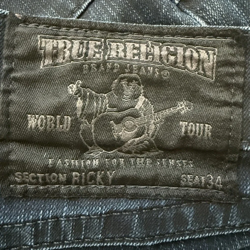 True Religion Ricky World Tour Men’s 32 Fit 31 Dark Wash Flap Pocket USA Raw Hem